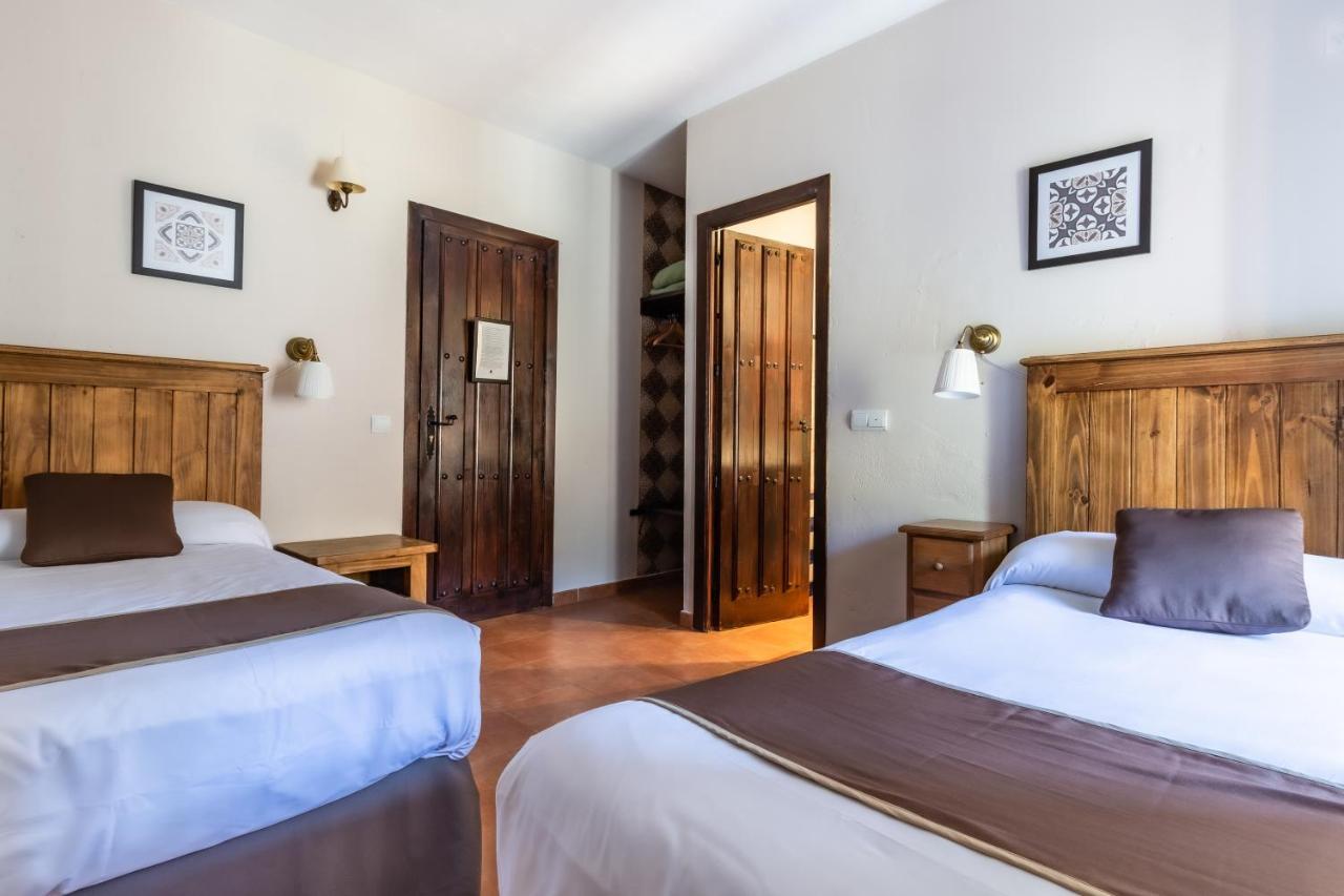 Posada Pena Pintada By Vivere Stays Cercedilla Luaran gambar