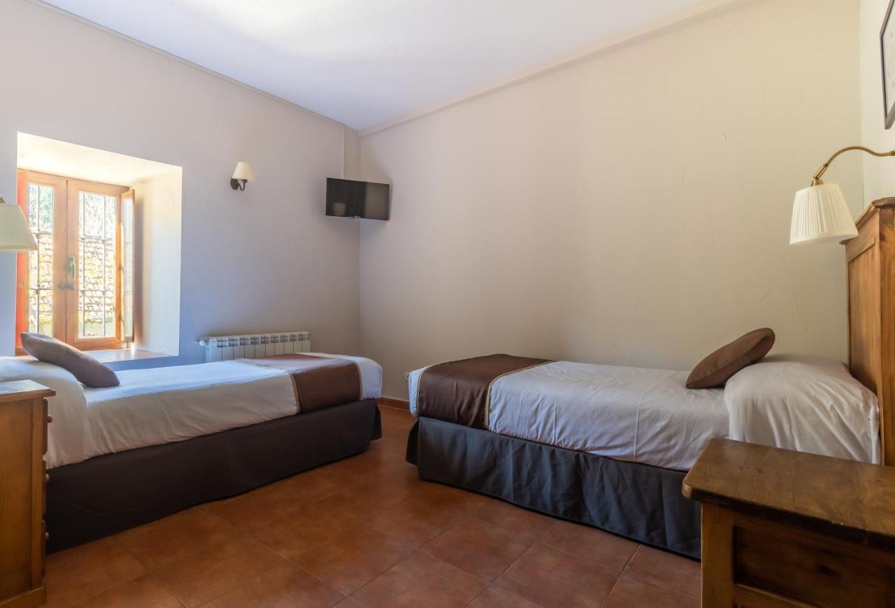 Posada Pena Pintada By Vivere Stays Cercedilla Luaran gambar