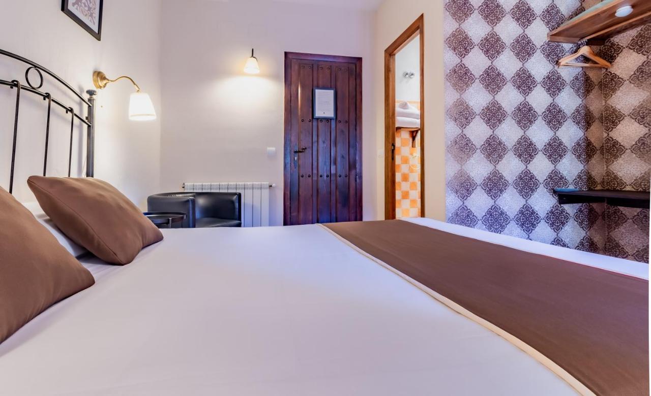 Posada Pena Pintada By Vivere Stays Cercedilla Luaran gambar